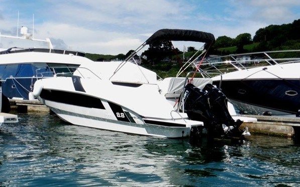 2020 Beneteau 8.8 Sundeck