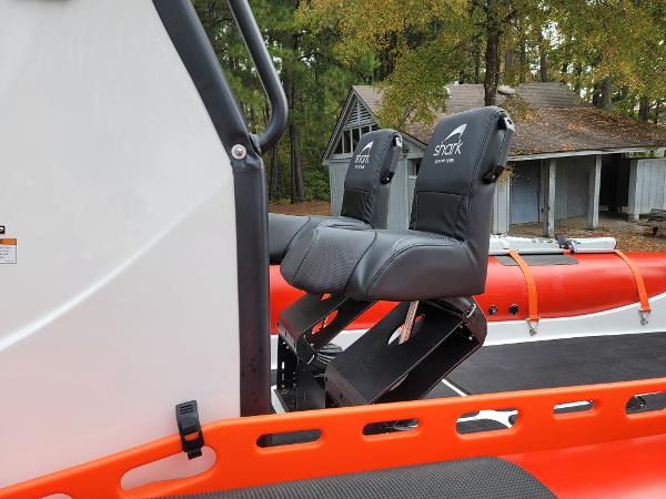2025 Fluid Watercraft SAR 23