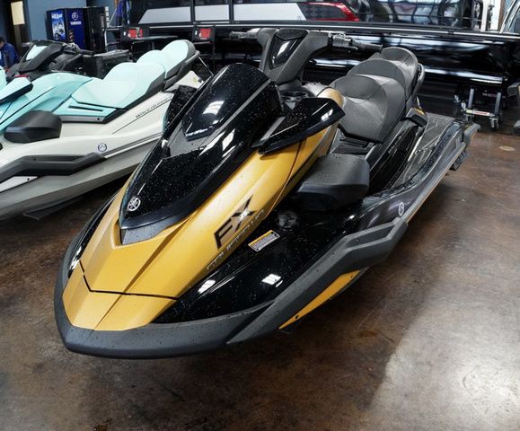 Yamaha WaveRunner FX CRUISER HO W/AUDIO-COPPER/BLACK
