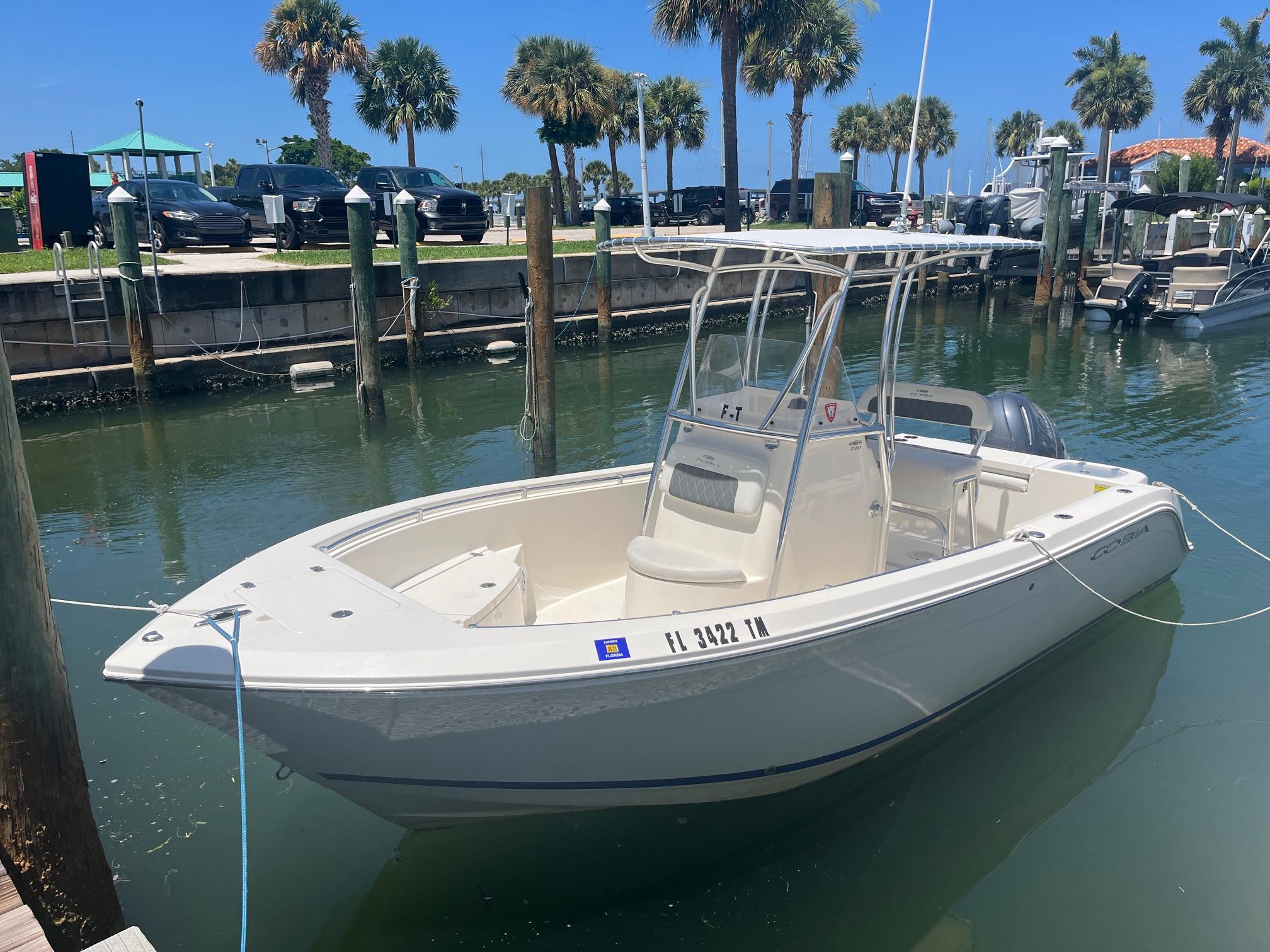 2015 Cobia 296 Center Console, Fort Lauderdale Florida - boats.com