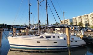 Hunter 450 Passage 2002 Hunter 450 Passage - 'Pura Vida'