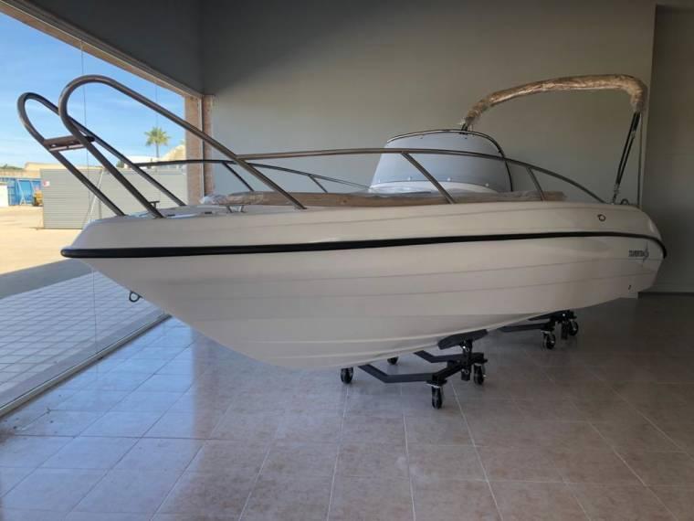 TRAMONTANA 21 Cabine