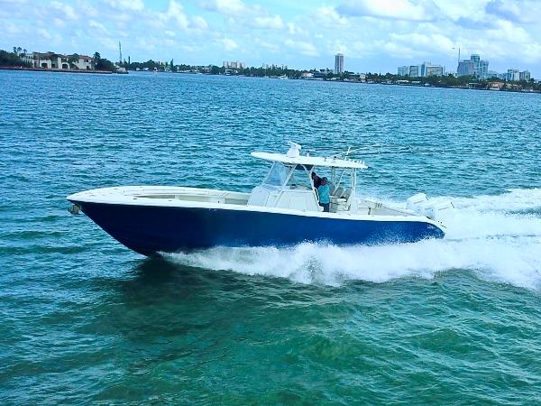 2017 Yellowfin 39 Offshore