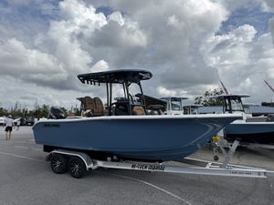 Sea Pro 222 Center Console