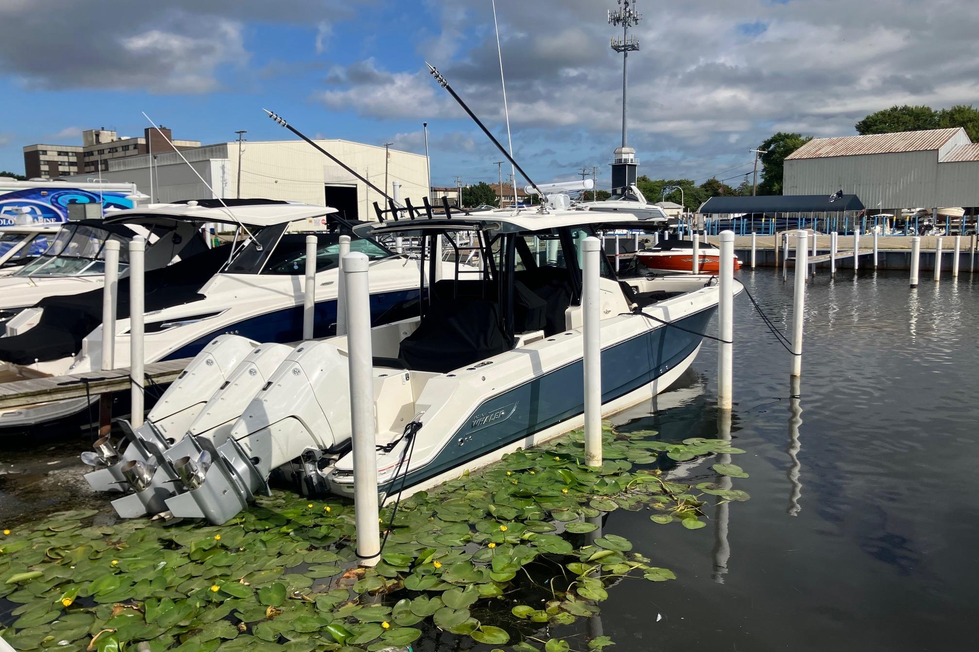 2025 Boston Whaler 360 Outrage
