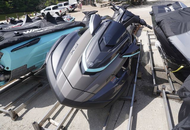 2025 Yamaha WaveRunner FX HO-TITAN/CARBON