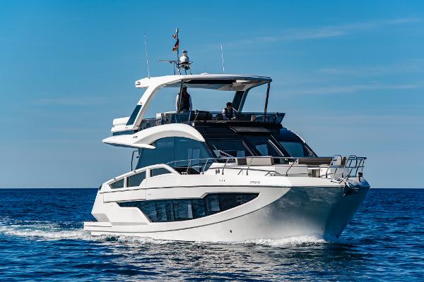 2021 Galeon 640 Fly