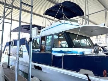 2000 Harbor Master 52 Wide Body
