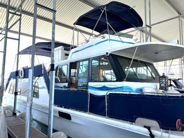 2000 Harbor Master 52 Wide Body