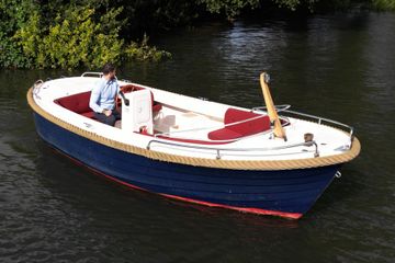 2004 Allure 21