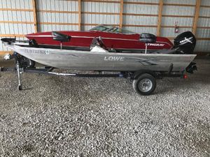 Lowe Stryker 17 2019 Lowe Stryker 17 boat on trailer in storage facility.