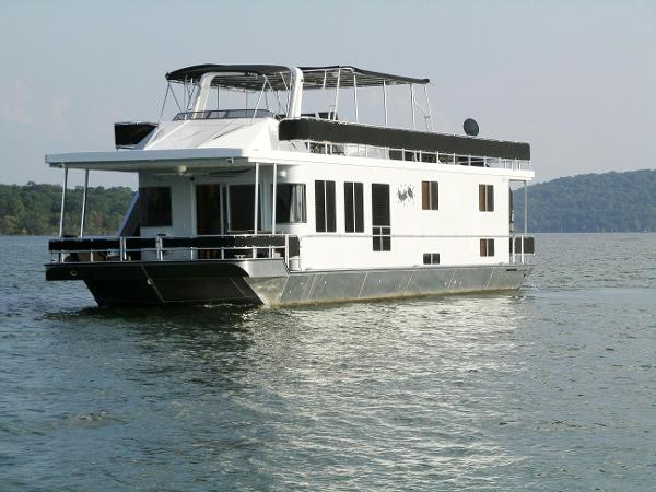 2008 Starlite Custom Houseboat