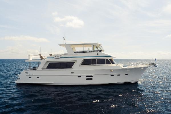 2013 Hampton Motor yacht