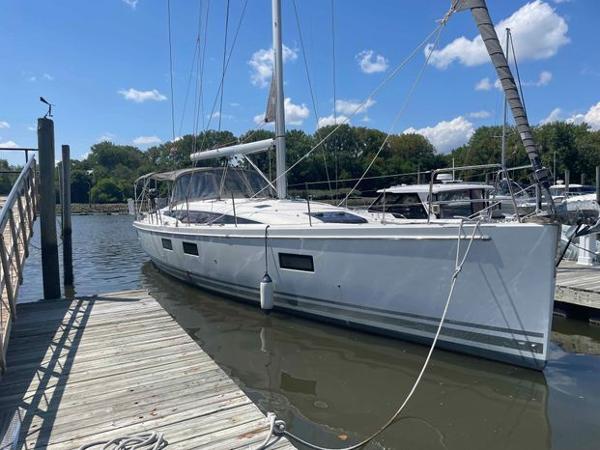 Jeanneau 54 2017 Jeanneau Yachts 54 - Docked