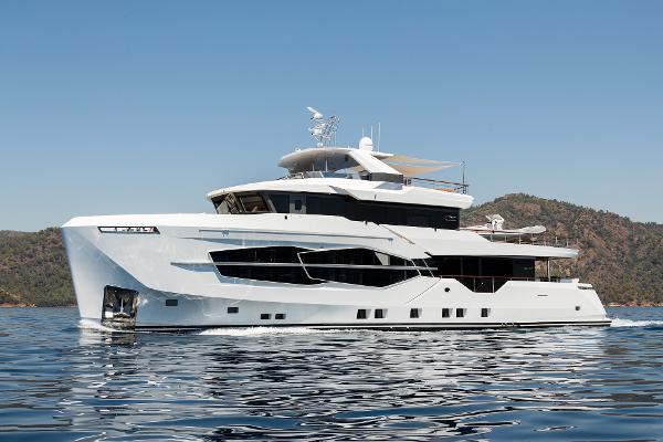 2026 Numarine 32XP