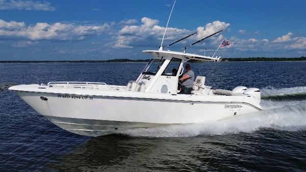 2013 Everglades 295 Center Console