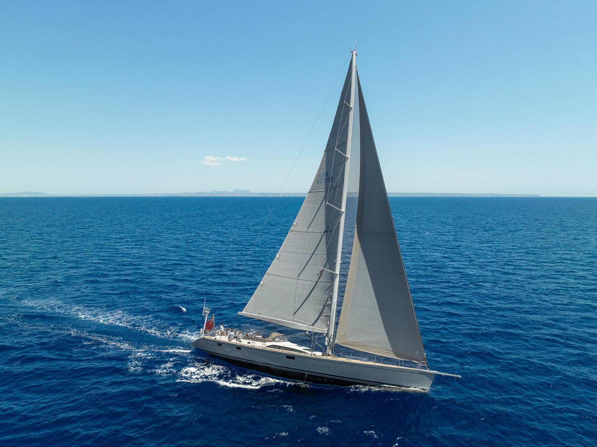 2005 Nautor Swan 82