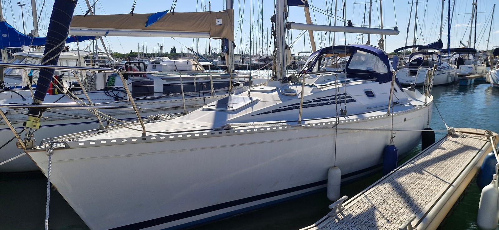 1985 Beneteau First 29