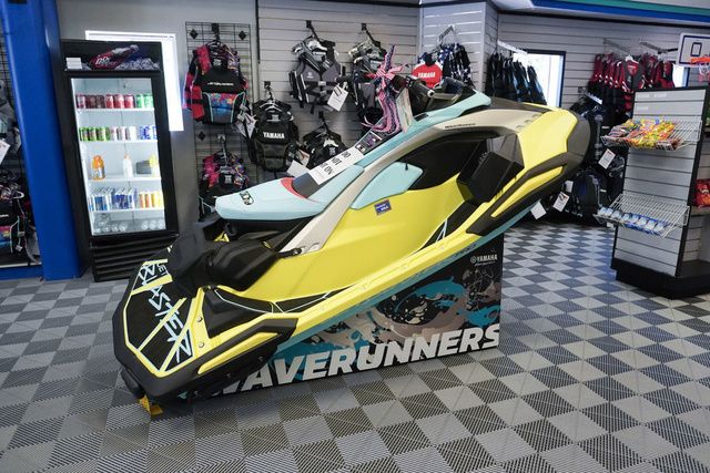 2025 Yamaha WaveRunner JETBLASTER PRO 2-LUNAR YELLOW/MINT