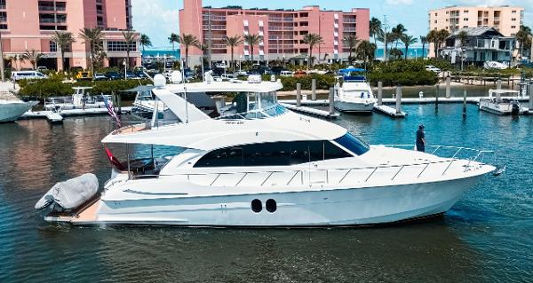 2009 Hatteras 60 Motor Yacht