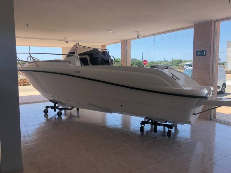 TRAMONTANA 25 Sundeck
