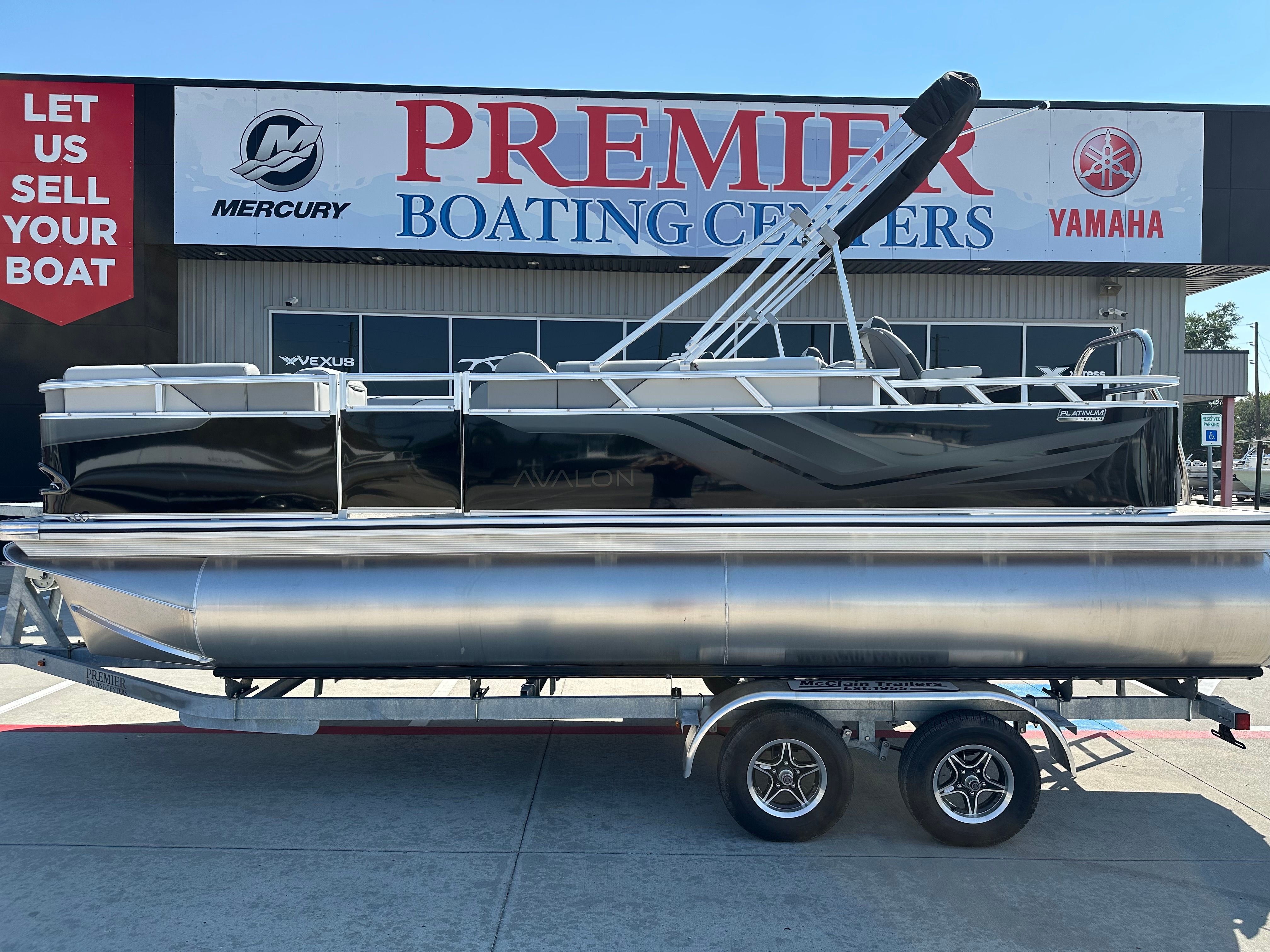 Avalon VNT RF21T 2025 Avalon VNT RF21T pontoon boat at Premier Boating Centers dealership.