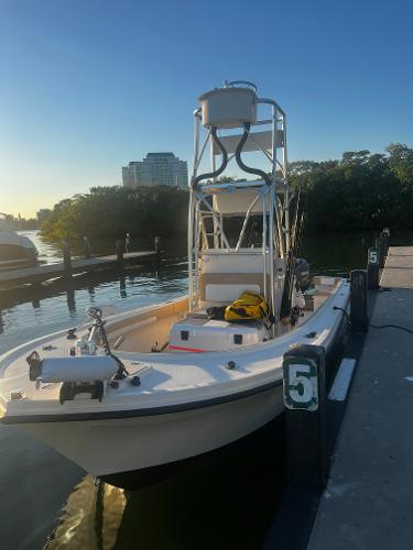 botes en venta en hialeah