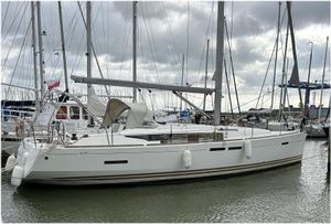 Jeanneau Sun Odyssey 439 2012 Jeanneau Sun Odyssey 439 sailboat docked in marina, overcast sky.