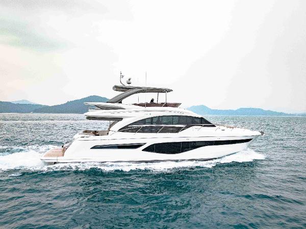 2021 Princess F62