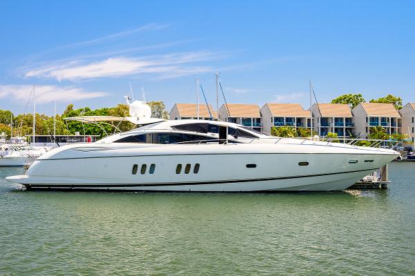 2006 Sunseeker Predator 82