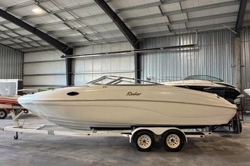 1999 Rinker 232
