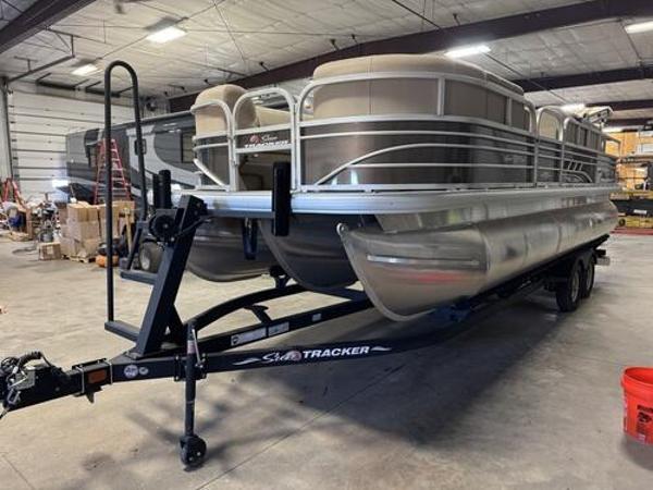2023 Sun Tracker SportFish 22 XP3