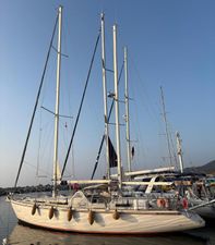 Amel Super Maramu 2000 Image 1