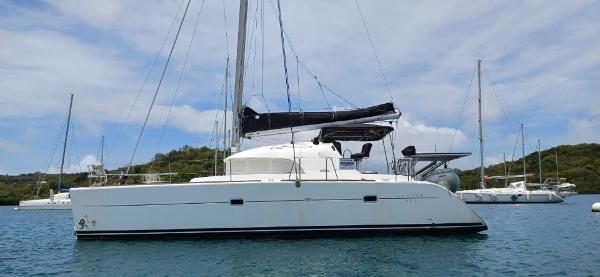 Lagoon 380