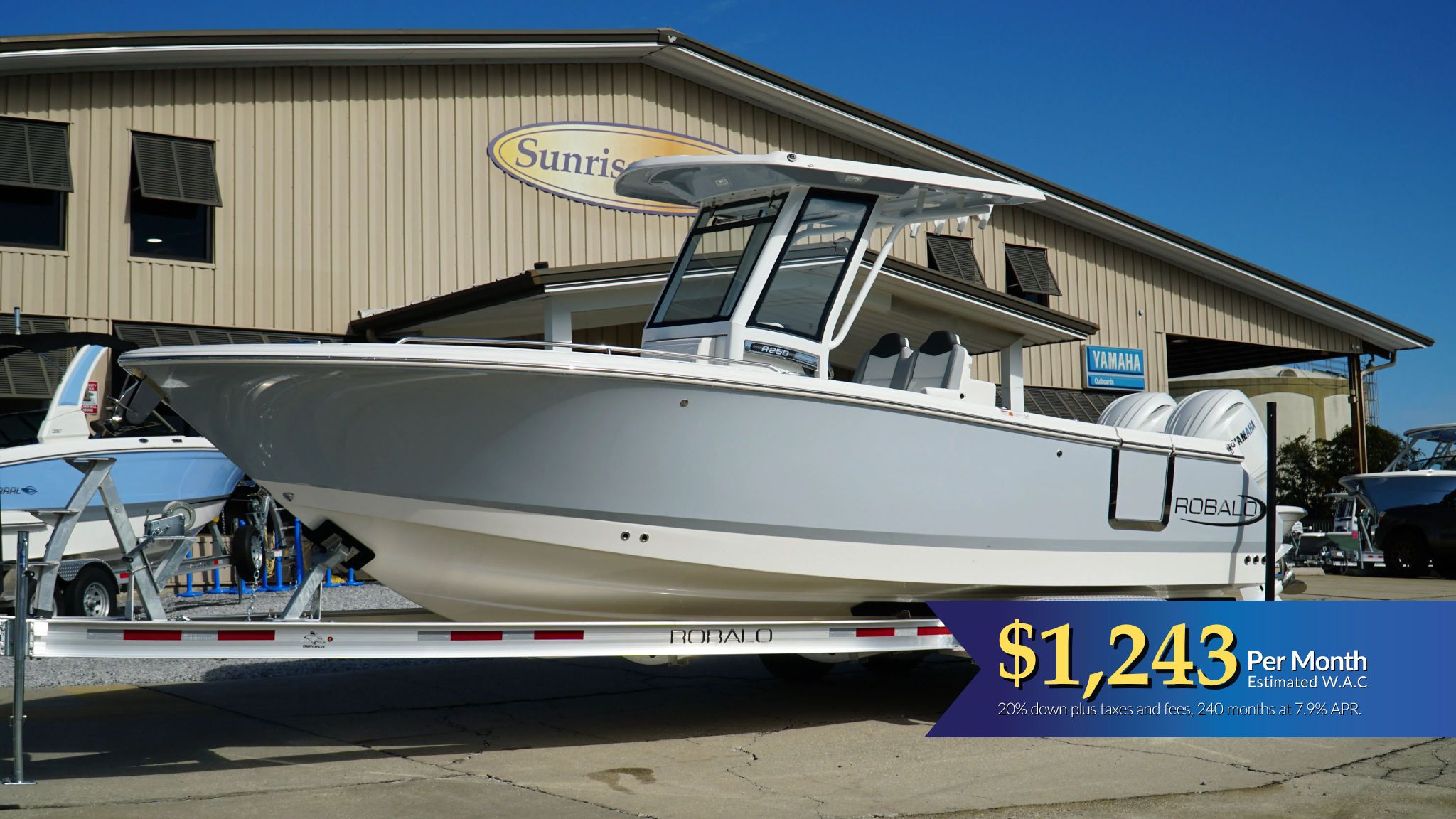 2025 Robalo R250 Center Console