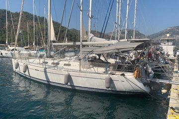 2005 Dufour 44