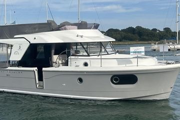2019 Beneteau Swift Trawler 30