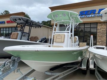 2025 Sea Pro 210 DLX W/150HP