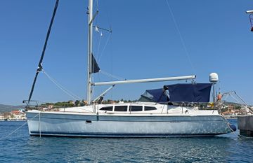 2010 Hunter 39