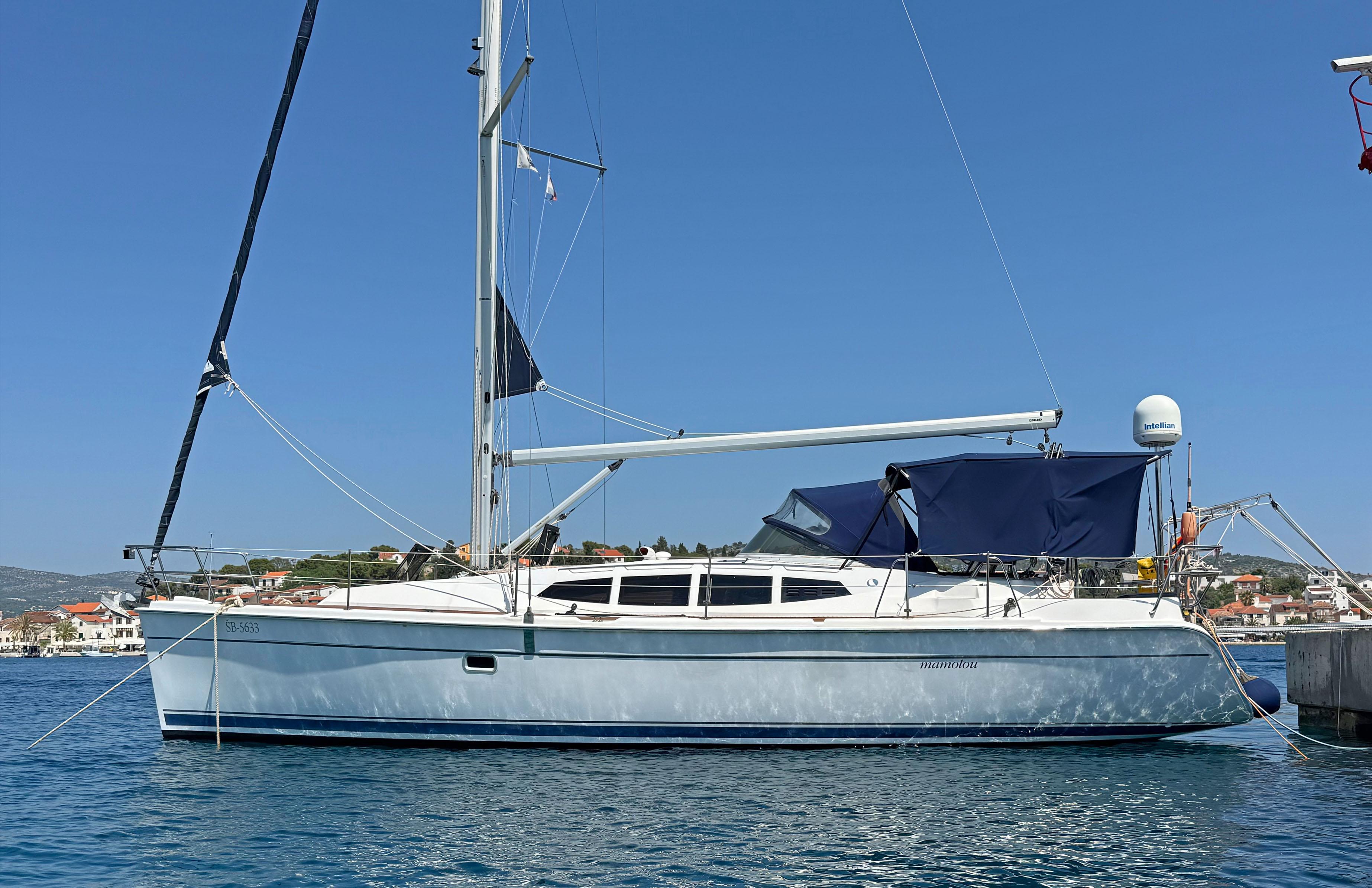 2010 Hunter 39