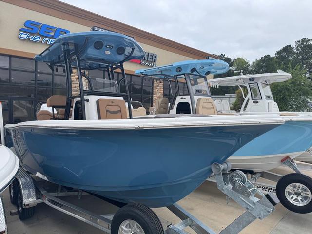 2025 Sea Pro 225 FLX W/200HP