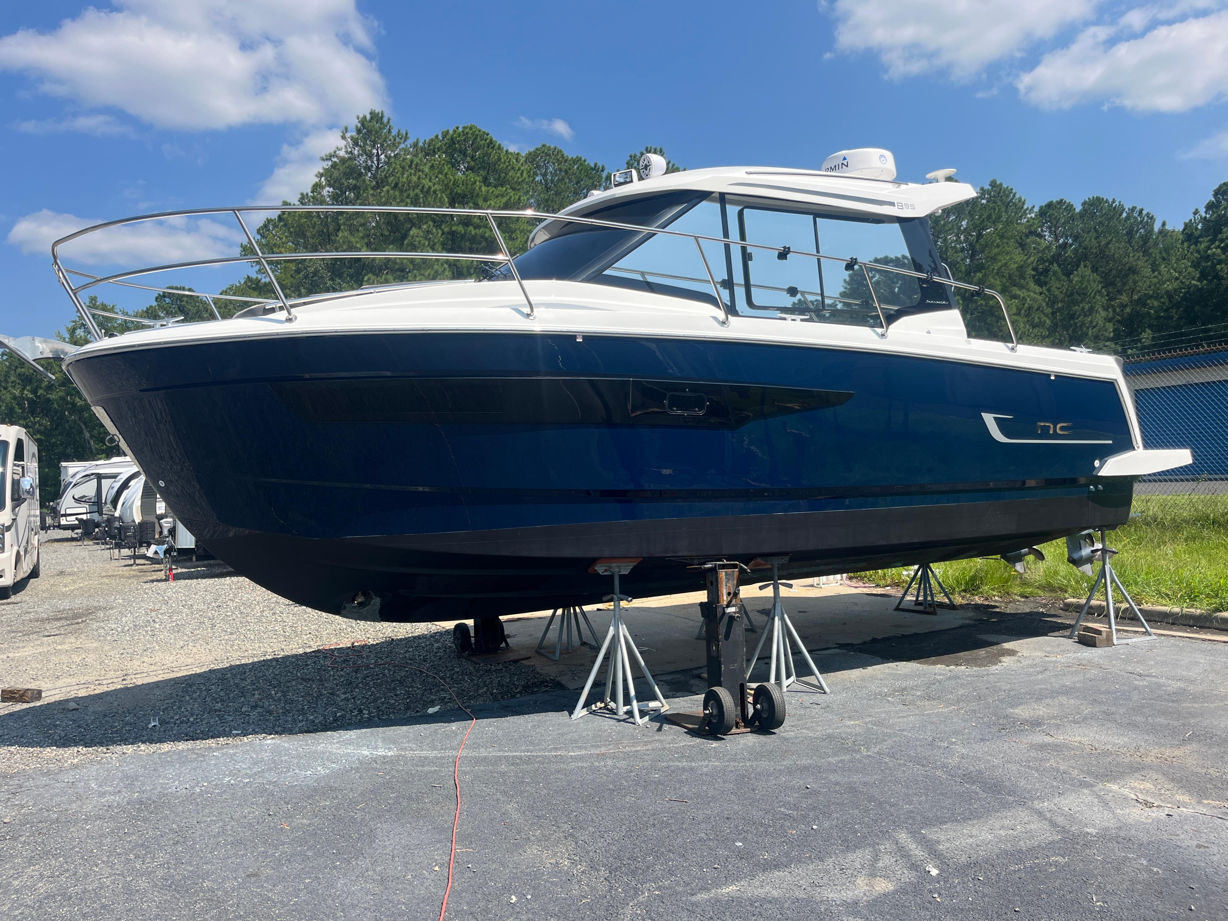 2020 Jeanneau NC Sport 895