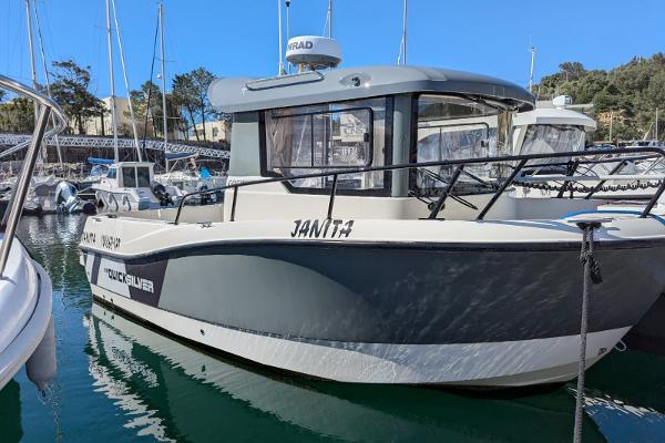 Quicksilver 605 Pilothouse