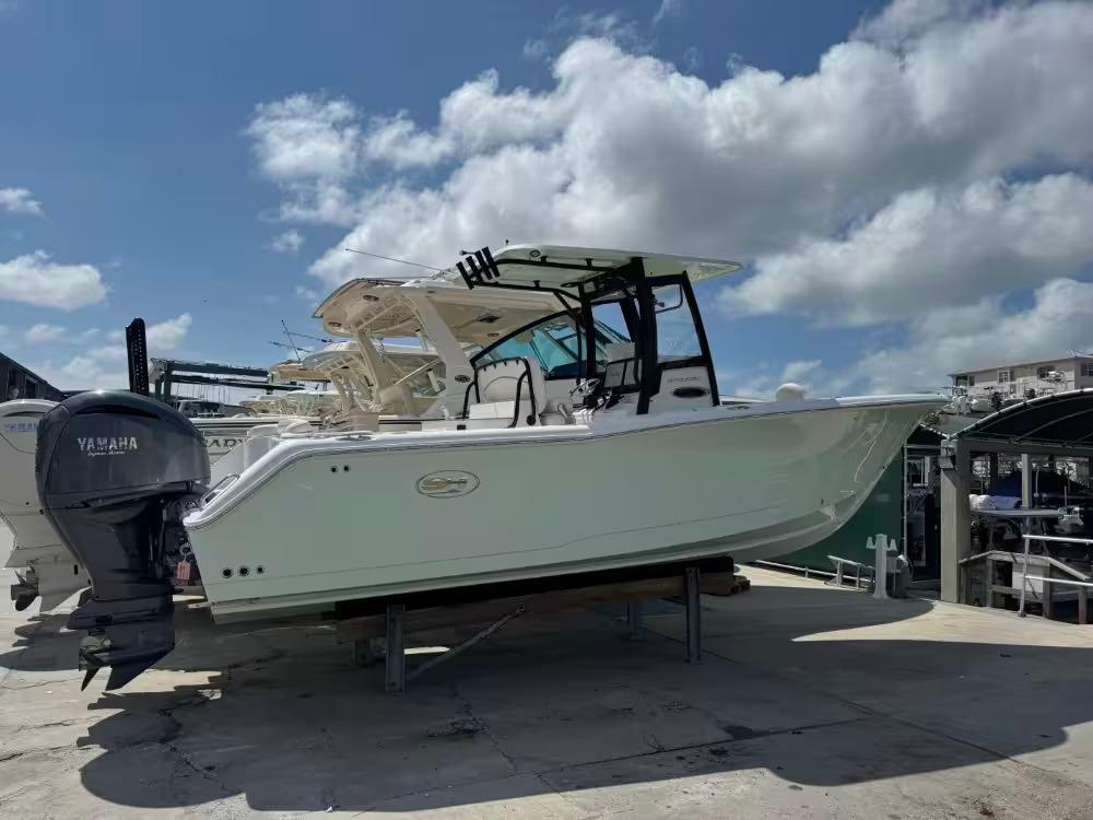 Sea Hunt Ultra 275 SE