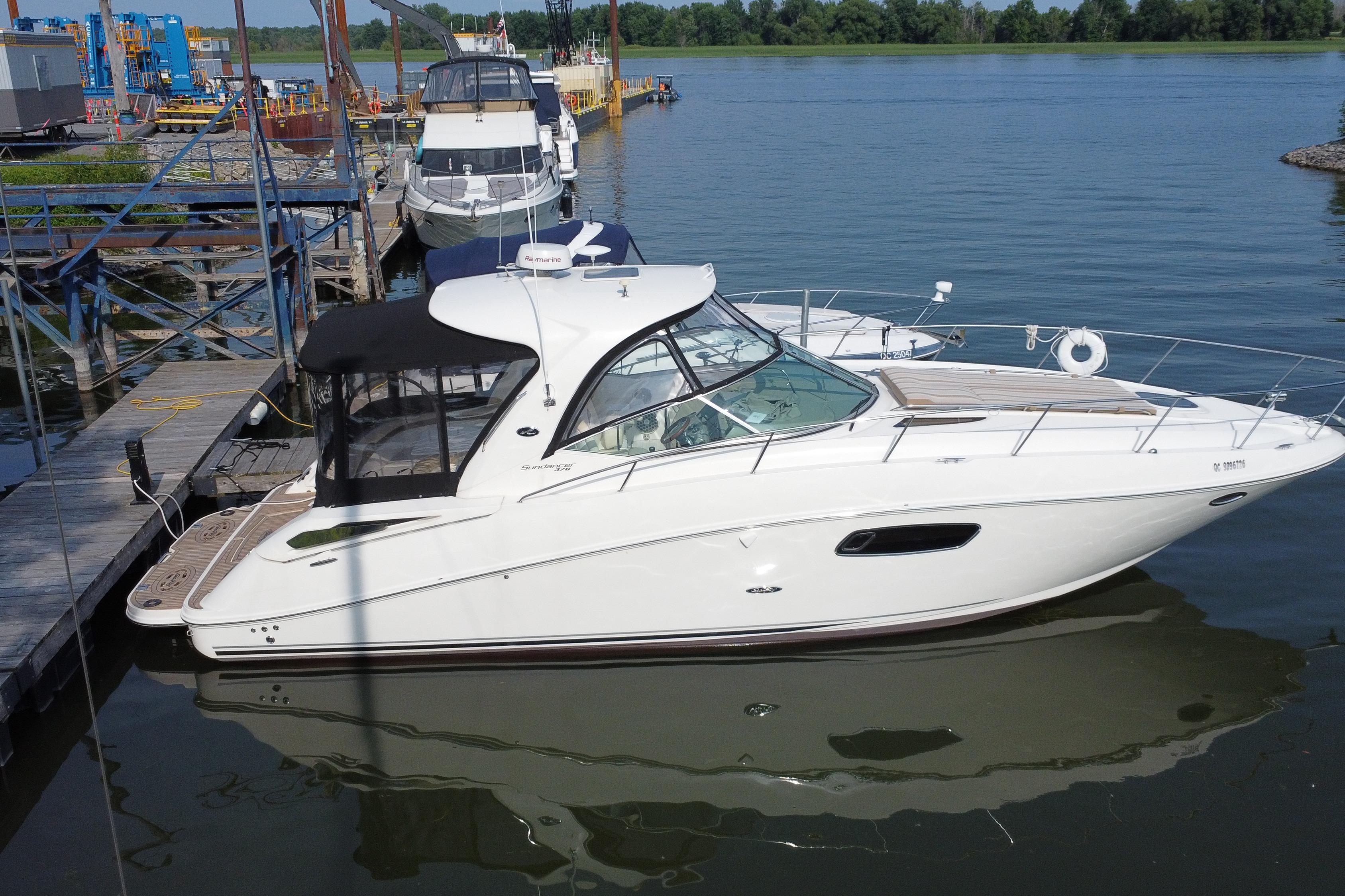 2012 Sea Ray 370 Sundancer