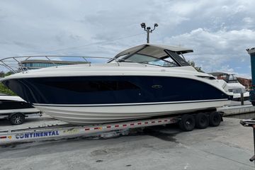 2024 Sea Ray Sundancer 320 Outboard