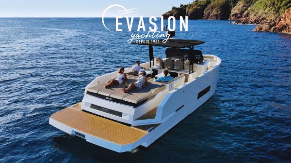 De Antonio Yachts D42 Open DAYBOAT DE ANTONIO D42