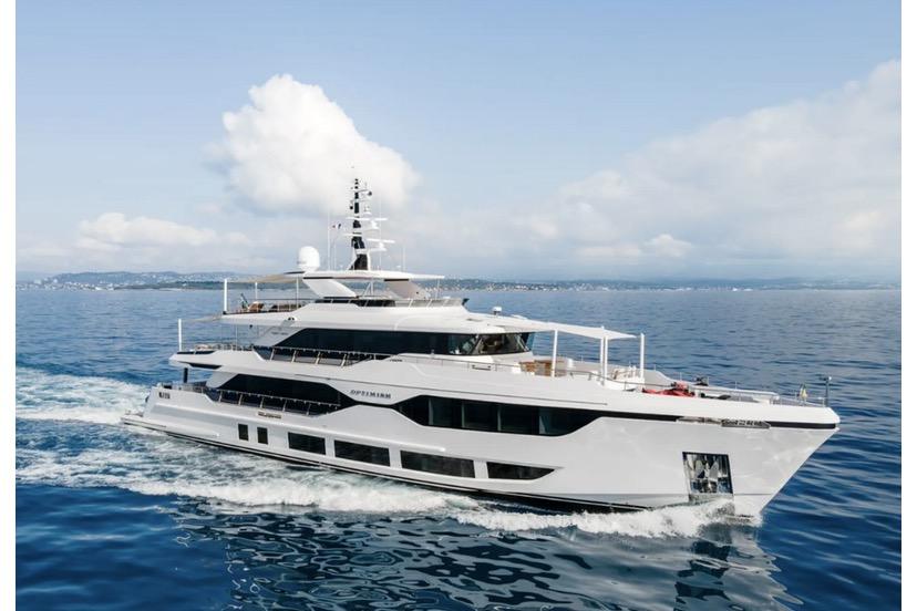 2023 Majesty 120