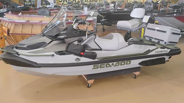2025 Sea-Doo FishPro™ Apex 300