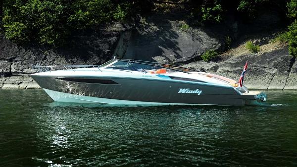 Windy 32 Grand Zonda